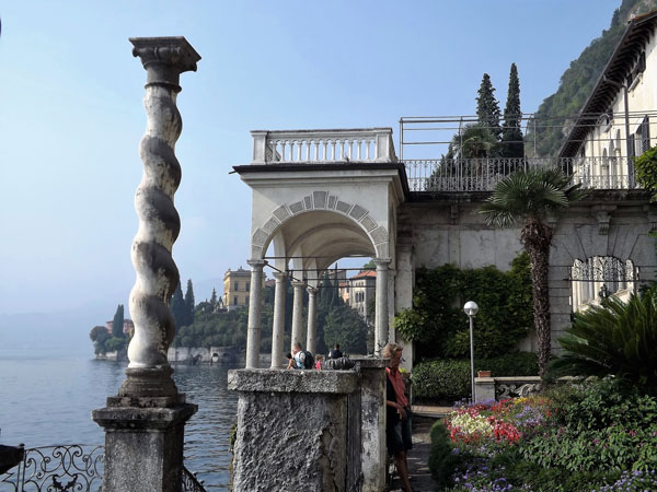 villa-monastero